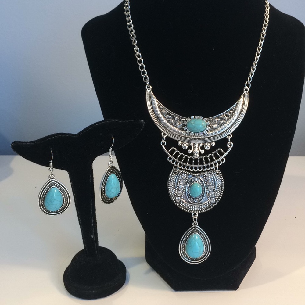 RESTOCKED!  5⭐️ Boho Statement Necklace Earrings